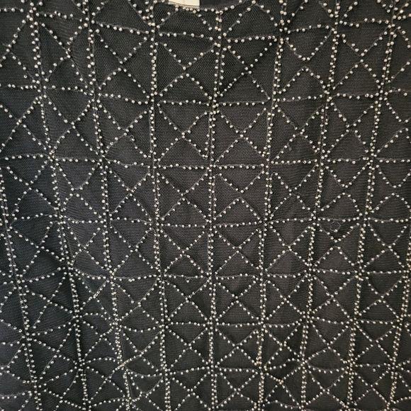 Chico's Women's Black Tank Top with Geometric Design. Size M - Picture 4 of 6